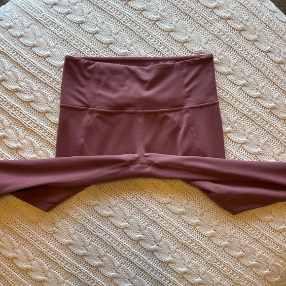 Athleta High Rise Crop - Picture 3 of 6